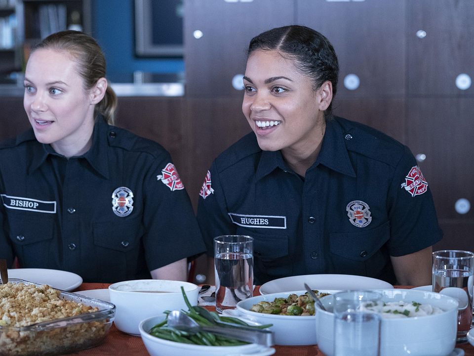 Estación 19 : Foto Barrett Doss, Danielle Savre