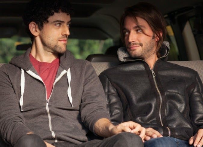 No sé si cortarme las venas o dejármelas largas : Foto