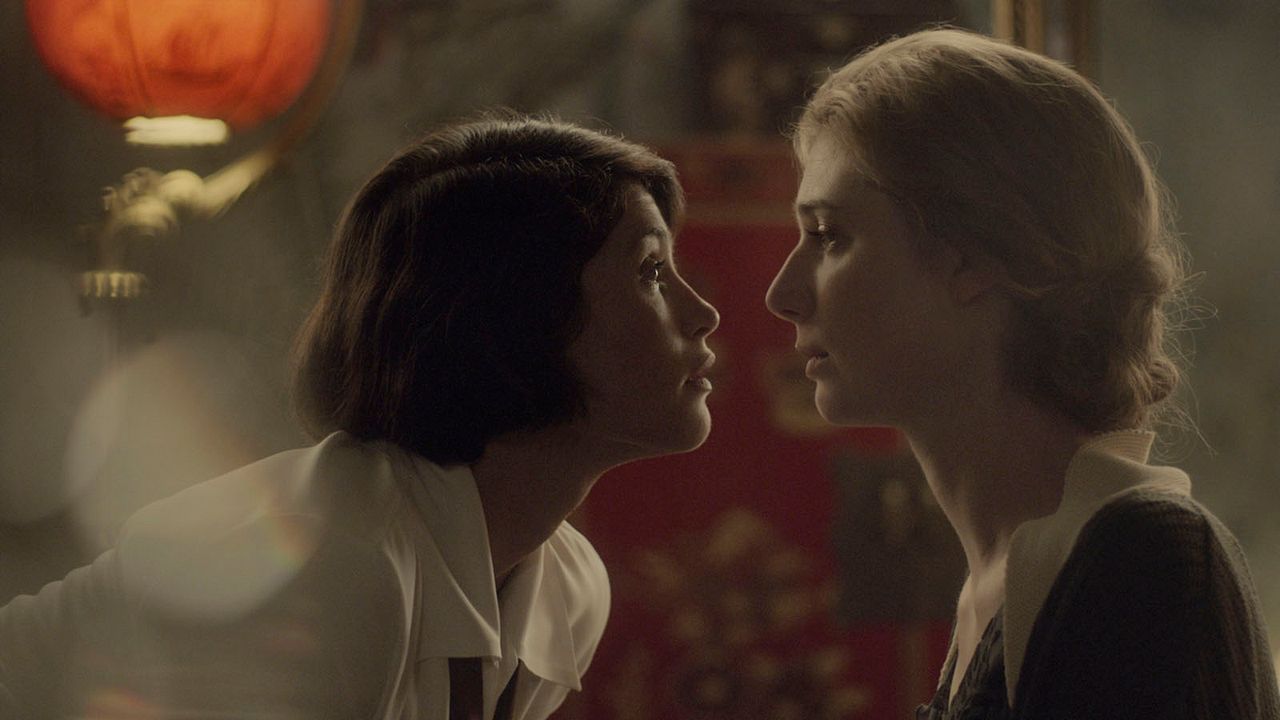 Foto Gemma Arterton, Elizabeth Debicki