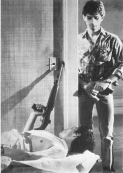 Bajo la metralla : Foto