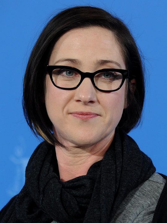 Póster S.J. Clarkson