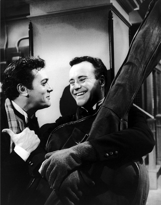 Con faldas y a lo loco : Foto