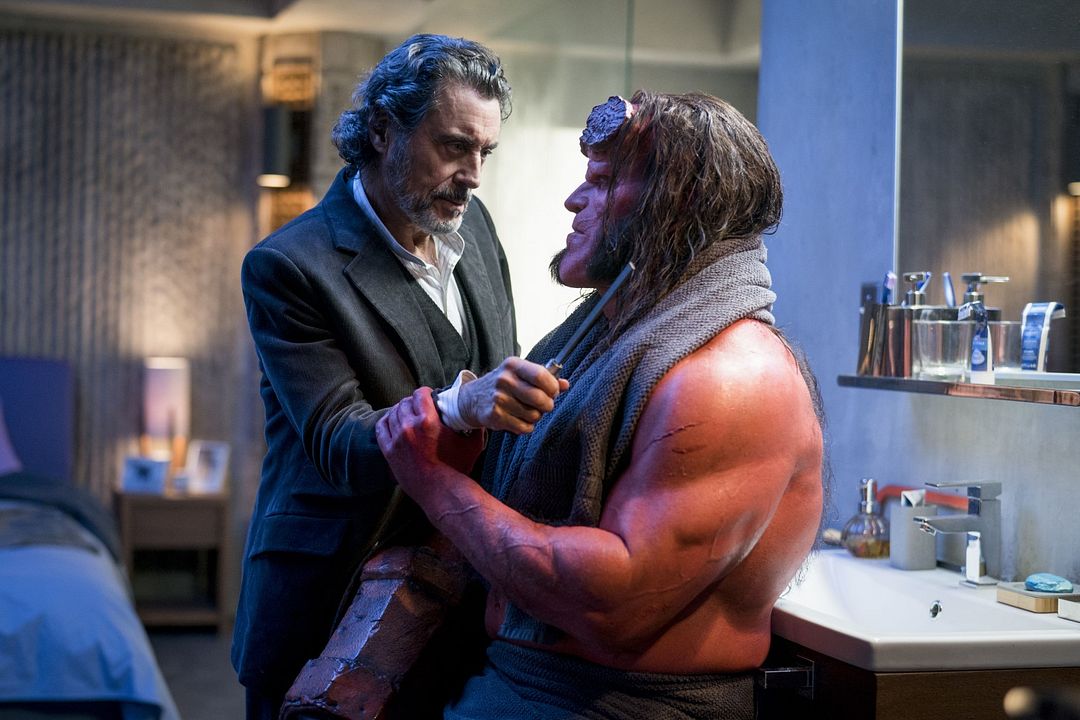 Hellboy : Foto David Harbour, Ian McShane