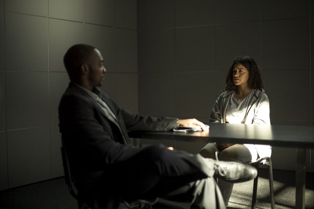 Miss Bala: Sin piedad : Foto Gina Rodriguez, Anthony Mackie