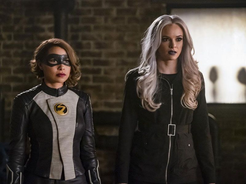 Flash : Foto Jessica Parker Kennedy, Danielle Panabaker