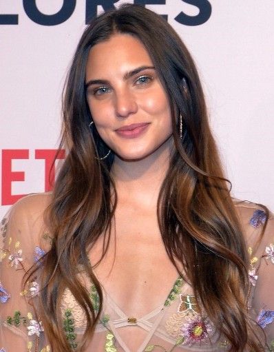 Póster Macarena Achaga