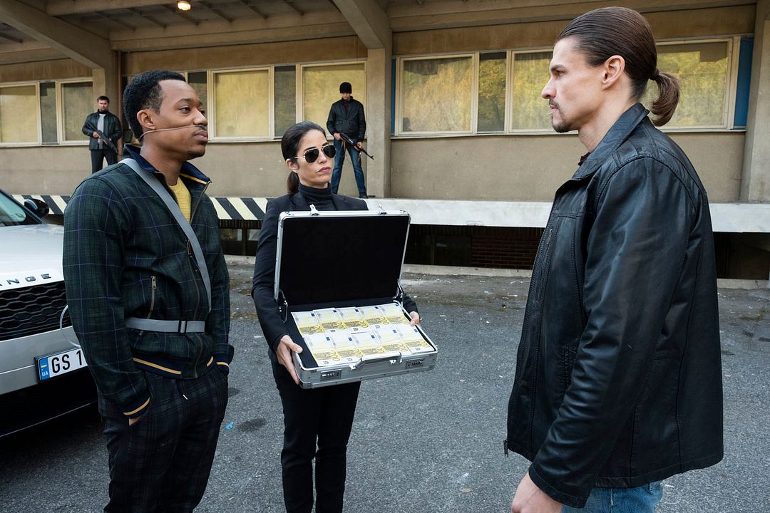 Foto Tyler Spindel, Ana Ortiz, Tyler James Williams