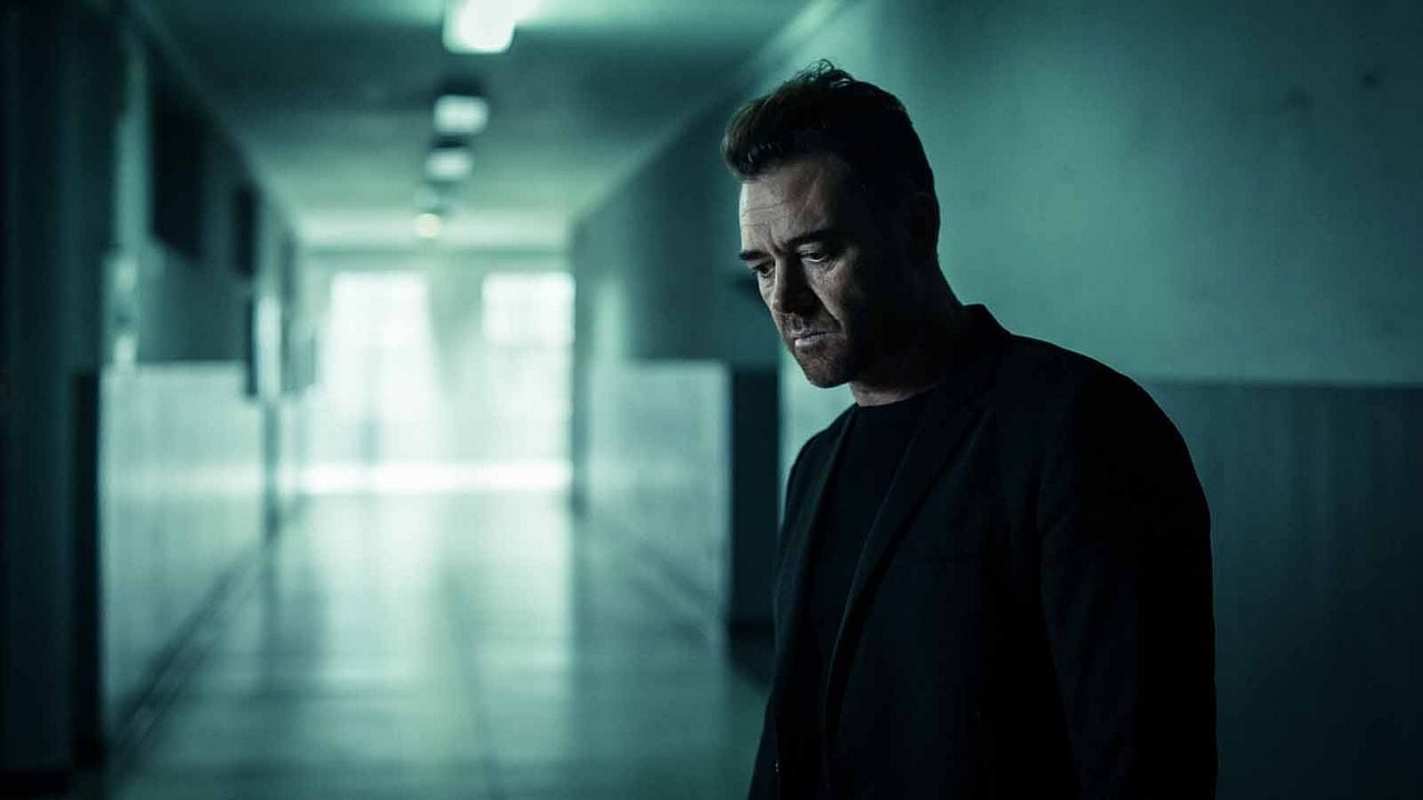 Crímenes Oscuros : Foto Marton Csokas