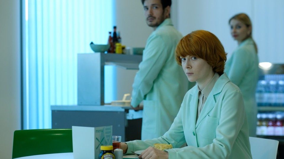 Little Joe: La Flor de la Felicidad : Foto Ben Whishaw, Emily Beecham