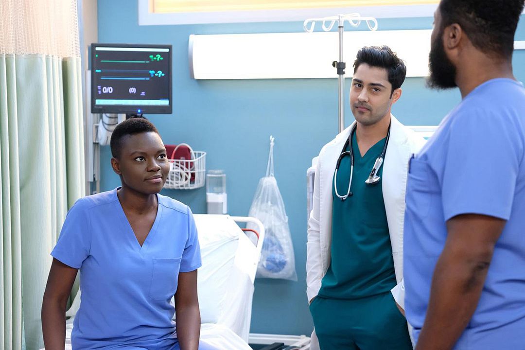The Resident : Foto Manish Dayal, Shaunette Renee Wilson