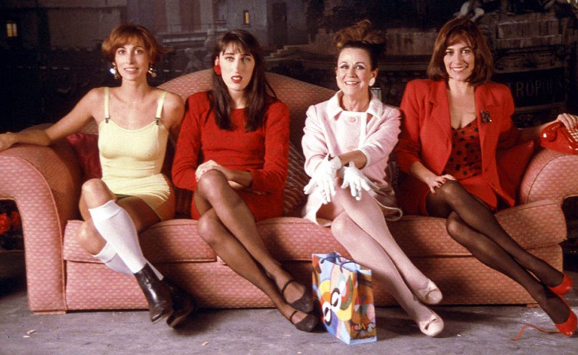 Mujeres al borde de un ataque de nervios : Foto