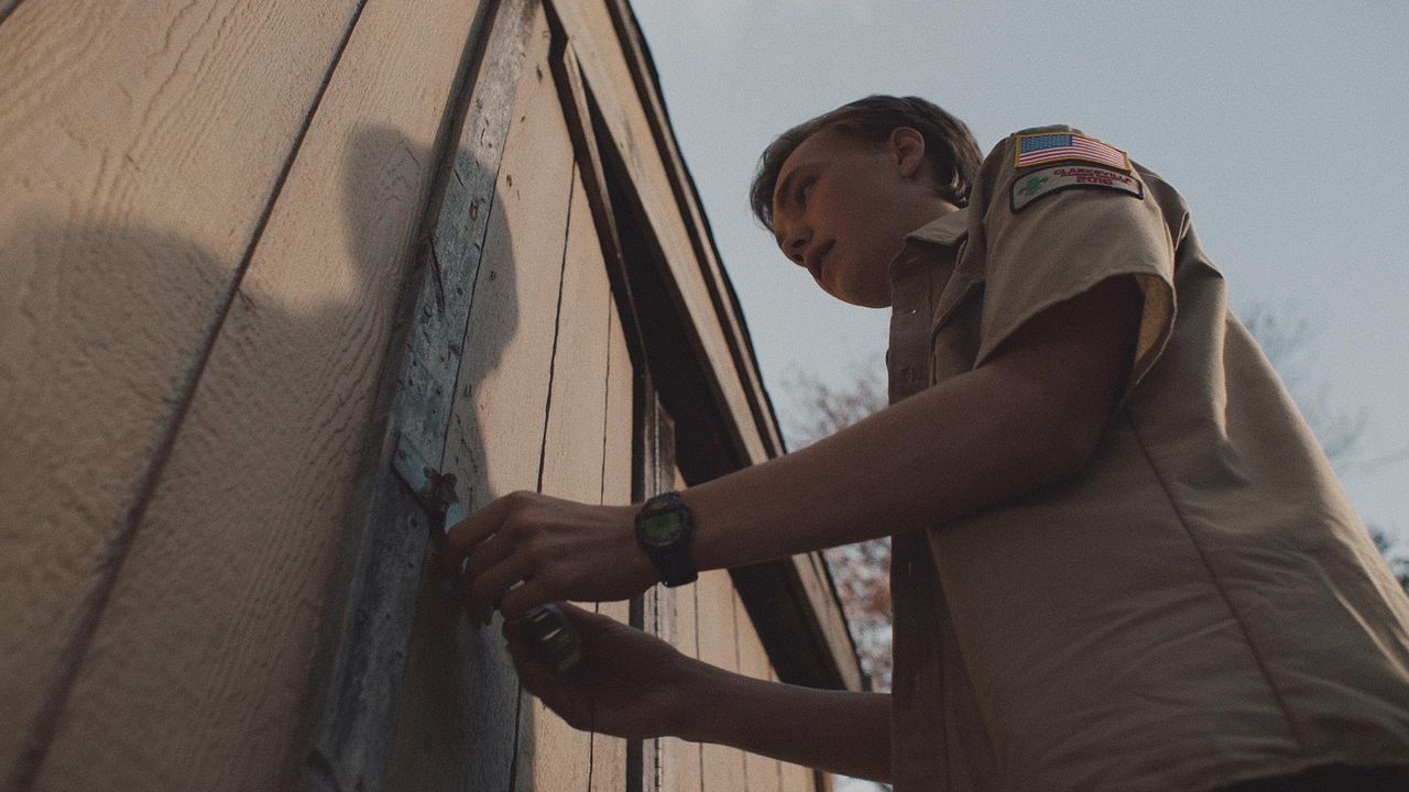 El Asesino del Nudo : Foto Charlie Plummer