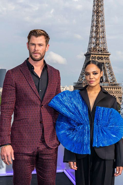 Men In Black: international : Cobertura de revista Tessa Thompson, Chris Hemsworth