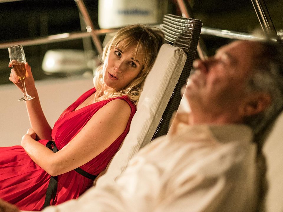 Yo, mi mujer y mi mujer muerta : Foto Ingrid García-Jonsson, Oscar Martinez