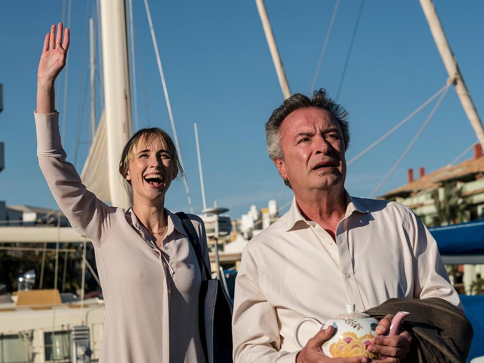 Yo, mi mujer y mi mujer muerta : Foto Oscar Martinez, Ingrid García-Jonsson