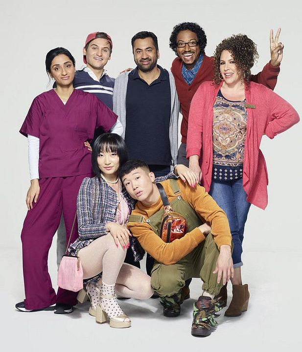 Foto Samba Schutte, Kal Penn, Joel Kim Booster