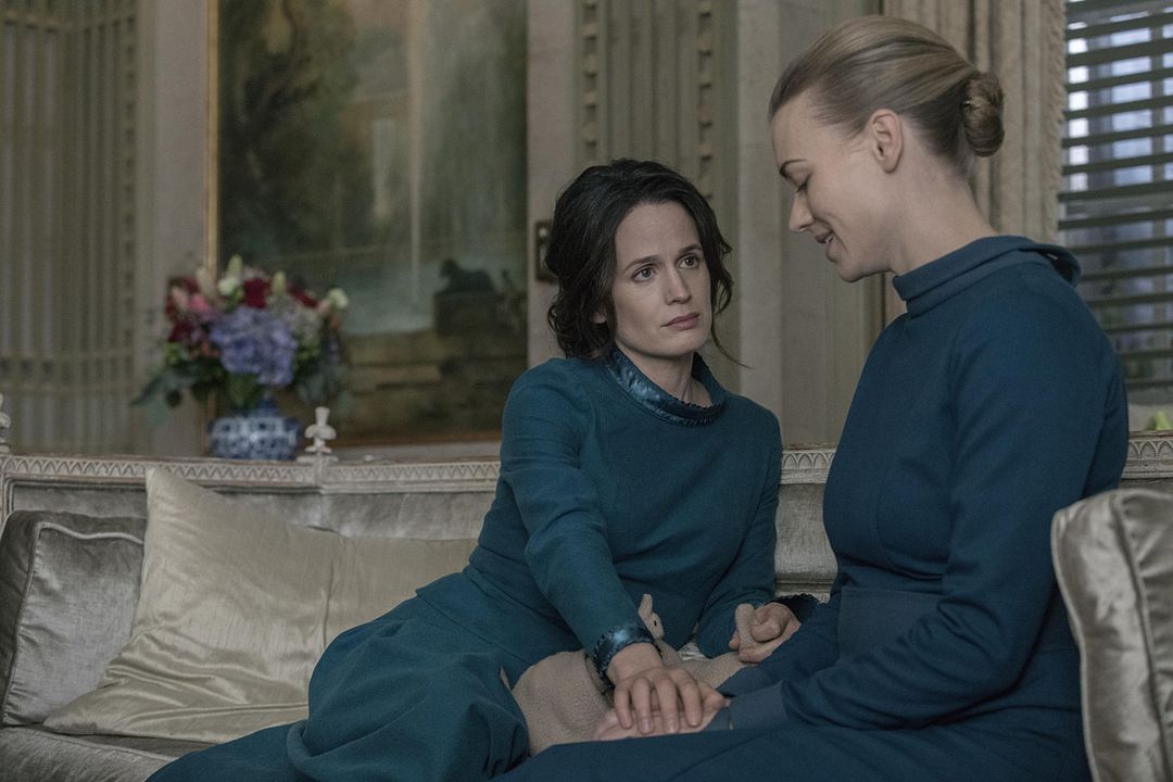 The Handmaid’s Tale : Foto Elizabeth Reaser, Yvonne Strahovski