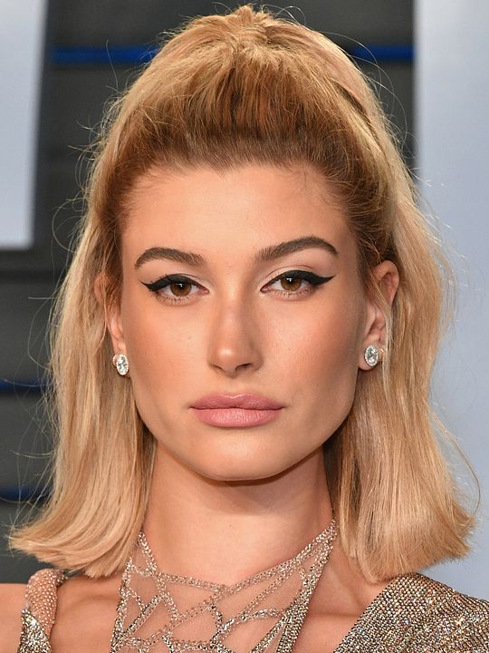 Póster Hailey Bieber