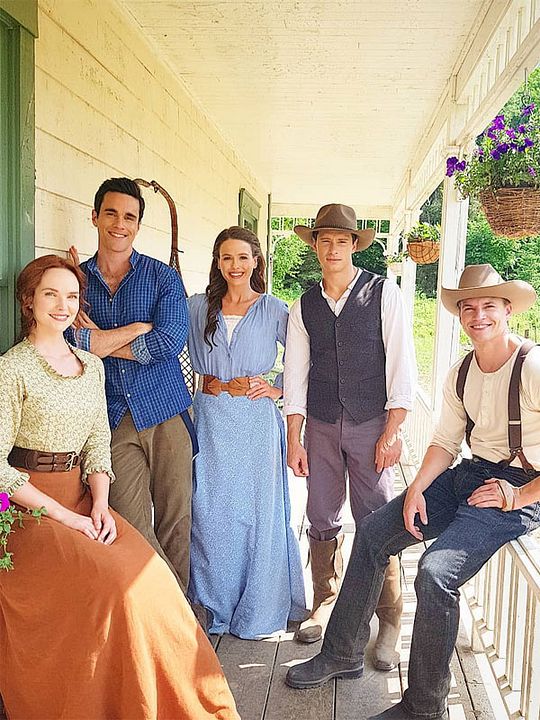 When Hope Calls : Póster