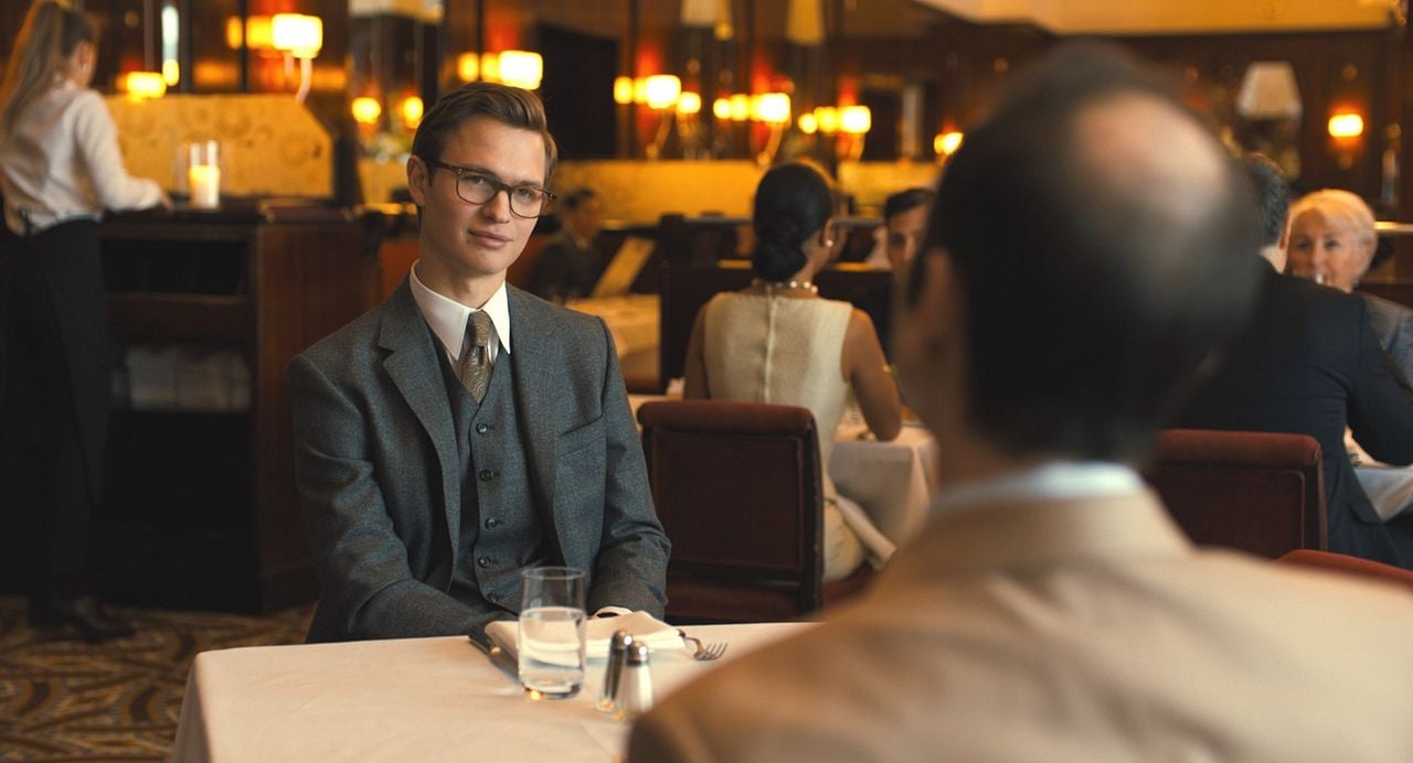 El jilguero : Foto Ansel Elgort