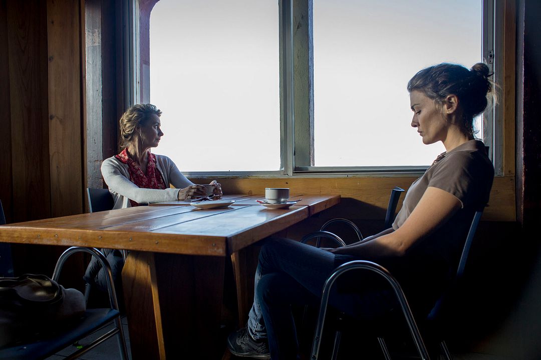 Madre : Foto Marta Nieto, Anne Consigny