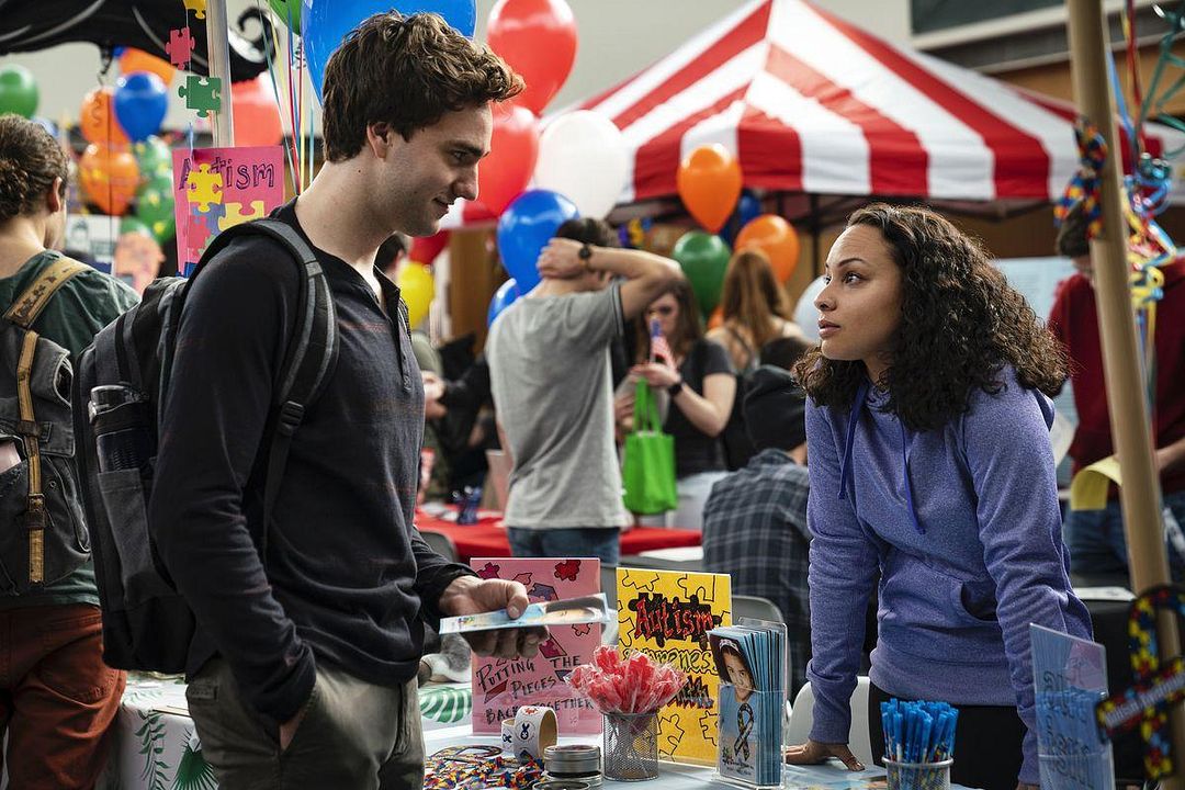 La señora Fletcher : Foto Jackson White, Jasmine Cephas Jones