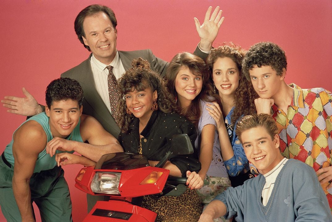 Foto Mark-Paul Gosselaar, Elizabeth Berkley, Tiffani Thiessen, Dustin Diamond, Mario López