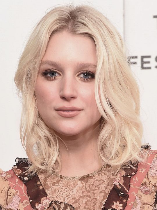 Póster Julia Schlaepfer