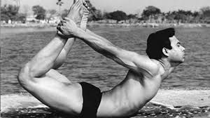 Bikram: Yogi, Guru, Predator : Foto