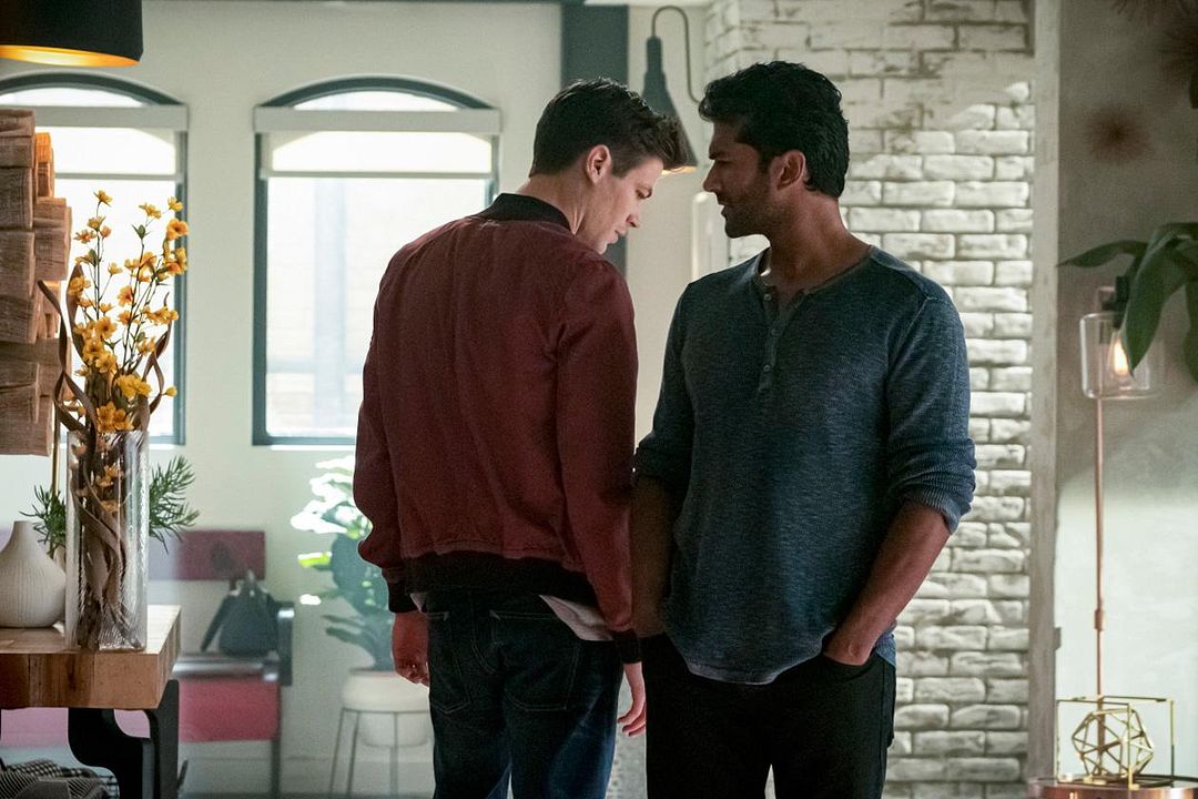 Flash : Foto Sendhil Ramamurthy, Grant Gustin