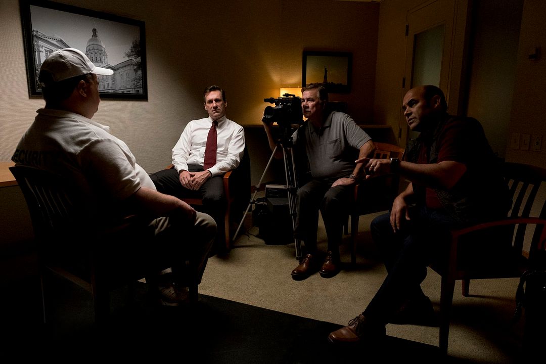 El caso de Richard Jewell : Foto Paul Walter Hauser, Jon Hamm