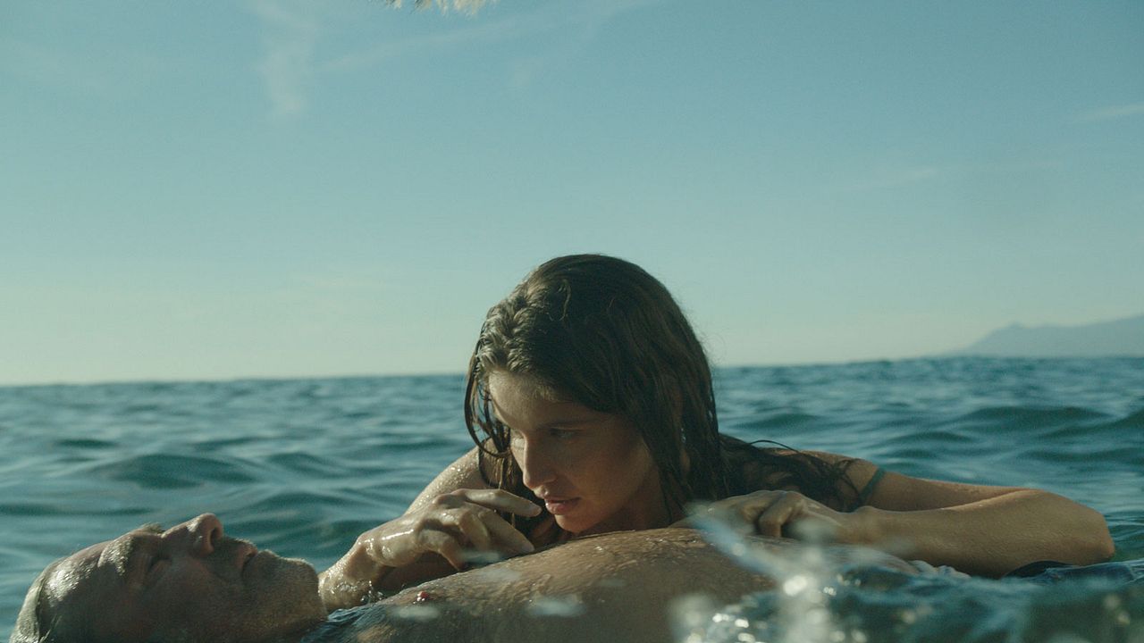 Foto Laetitia Casta, Sergi López