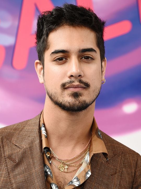 Póster Avan Jogia
