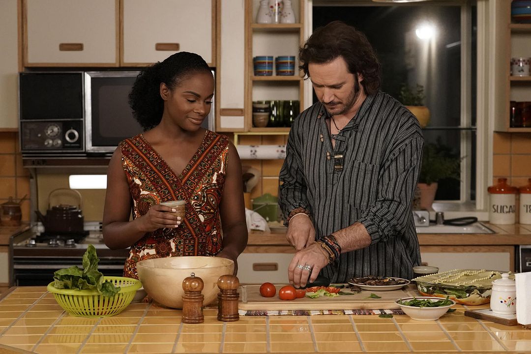 Mixed-ish : Foto Mark-Paul Gosselaar, Tika Sumpter