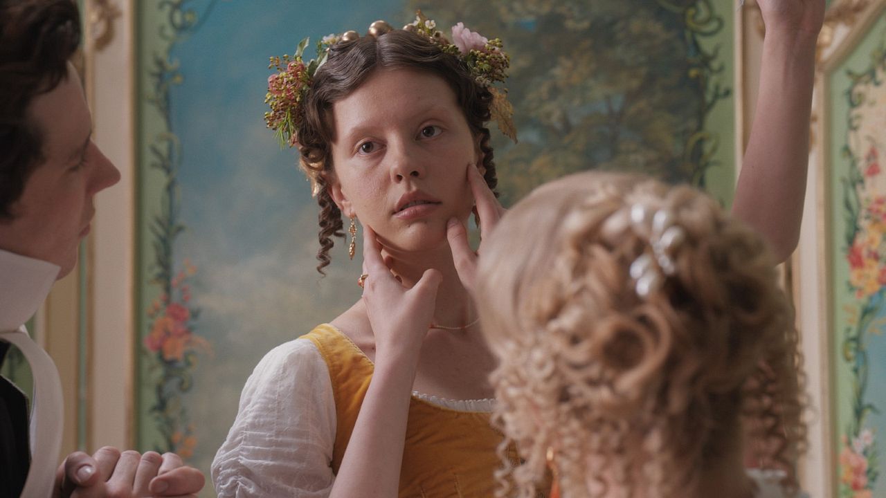 Emma : Foto Mia Goth