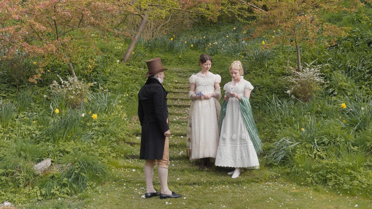 Emma : Foto Mia Goth, Anya Taylor-Joy