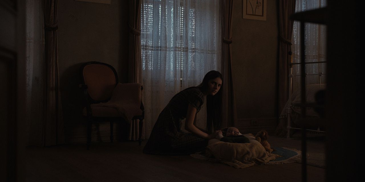 Servant : Foto Nell Tiger Free