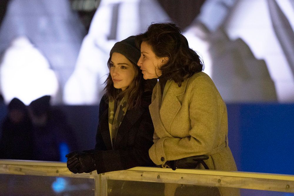 New Amsterdam (2018) : Foto Gina Gershon, Janet Montgomery