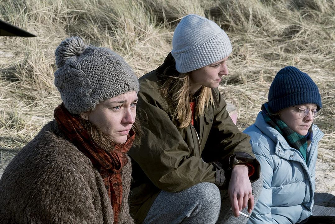 Temporada de secretos : Póster