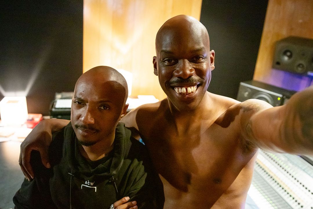 Quite Simply Black : Foto