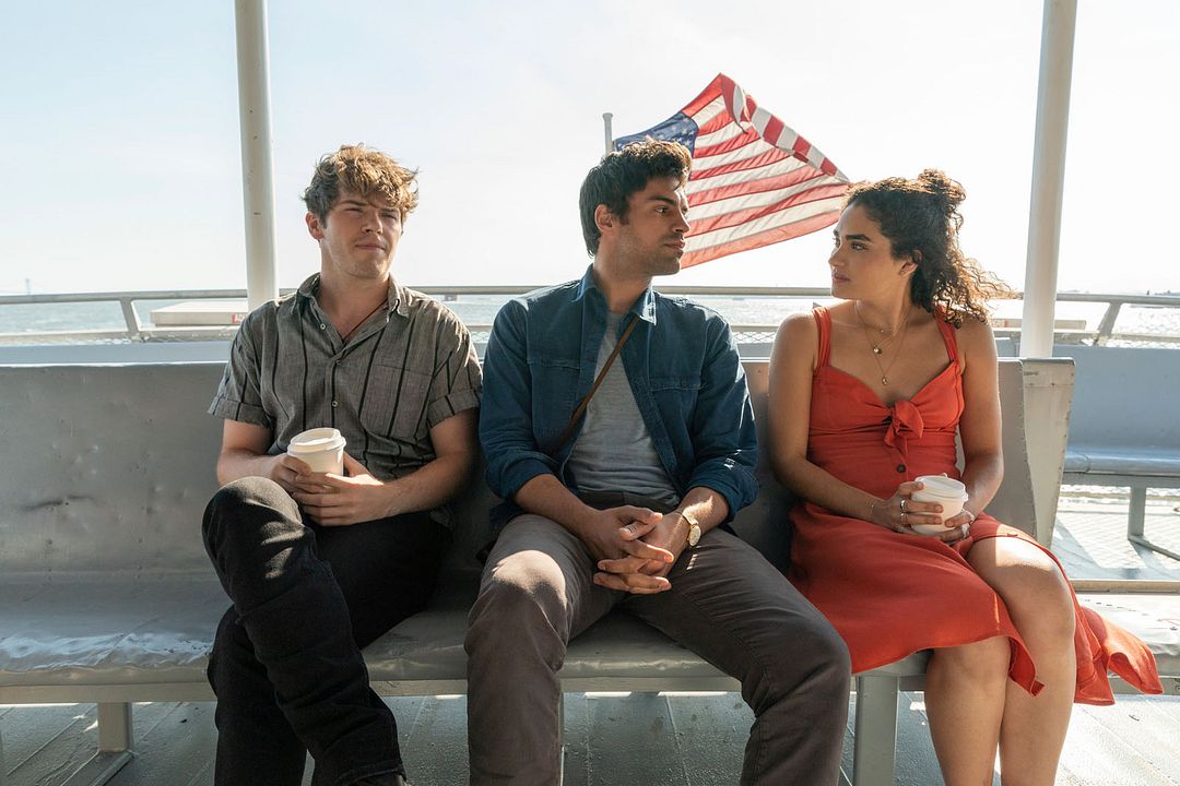 Little Voice : Foto Sean Teale, Brittany O'Grady, Colton Ryan