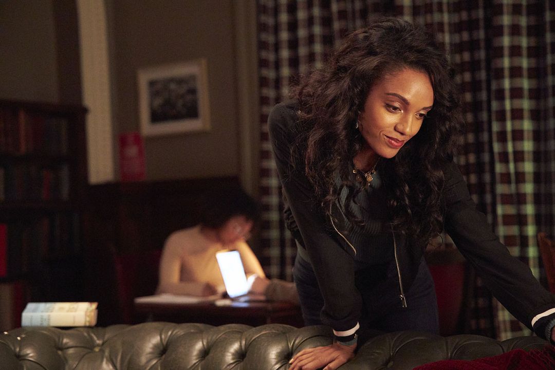 El stand de los besos 2 : Foto Maisie Richardson-Sellers