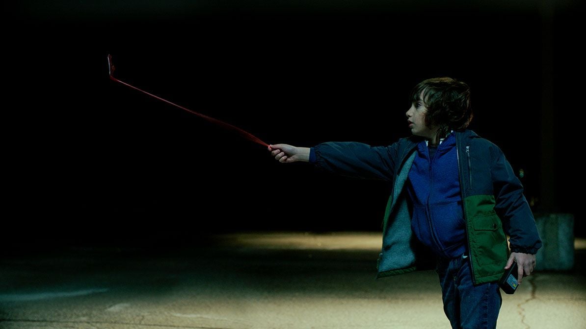 Come Play : Foto Azhy Robertson