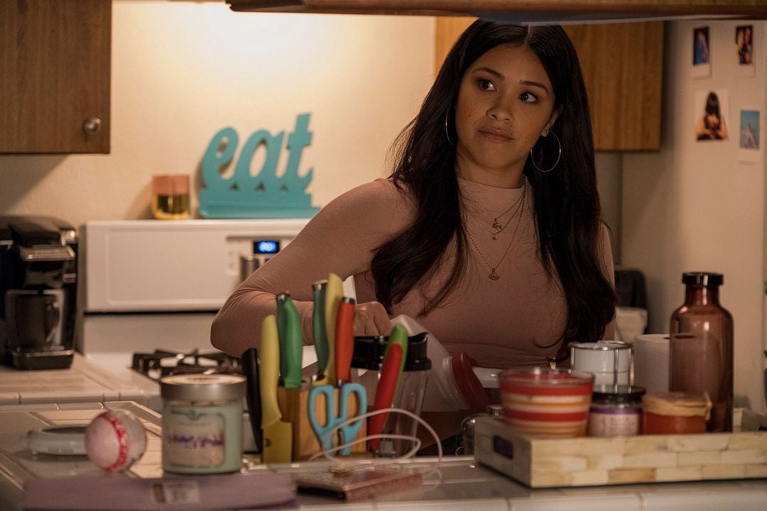 Kajillionaire : Foto Gina Rodriguez