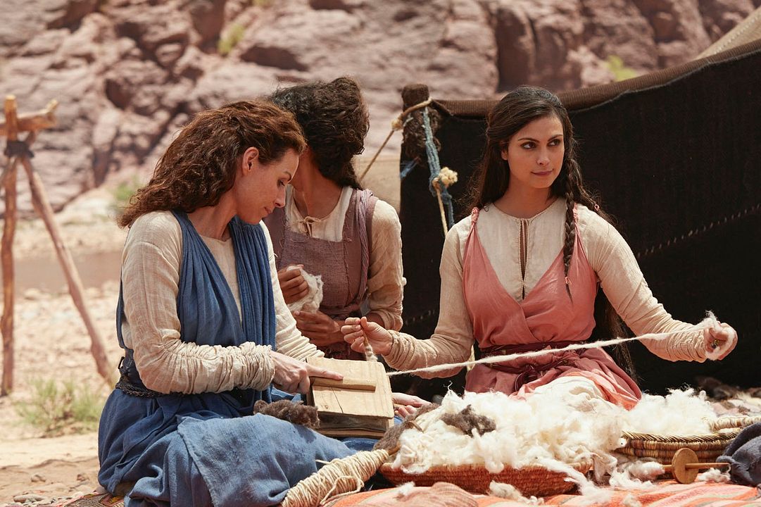 Foto Morena Baccarin, Minnie Driver