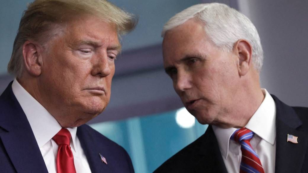 Totally Under Control : Foto