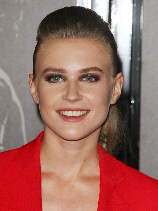 Póster Jeanne Goursaud