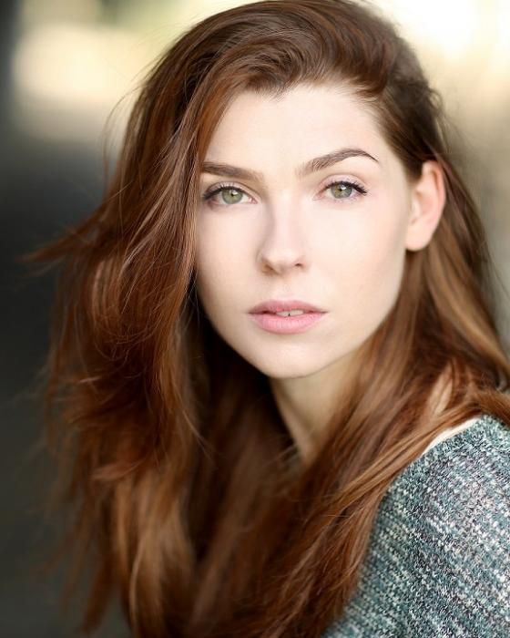 Póster Milly Thomas