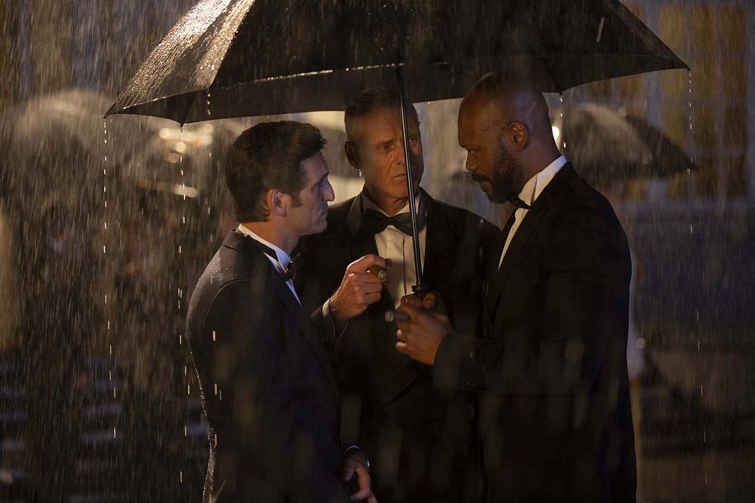 Black Beach : Foto Raúl Arévalo