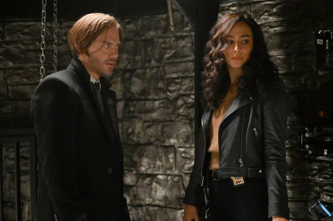 Foto Aurora Perrineau, Tom Payne (II)